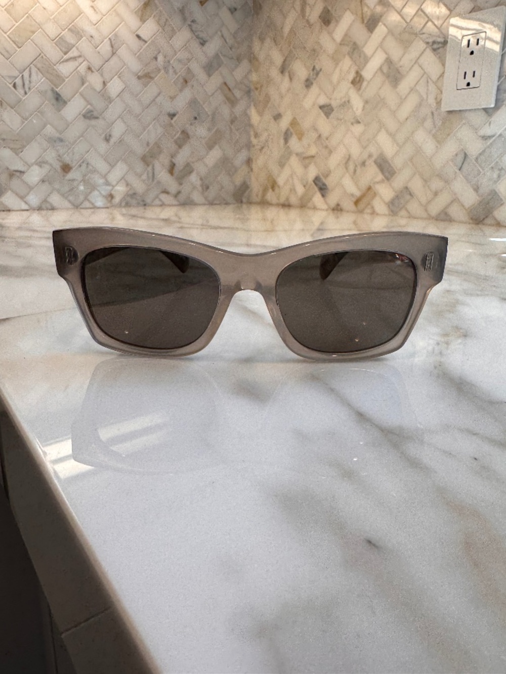 Oliver Peoples Vintage sunglasses OV5333SU "Bother me "